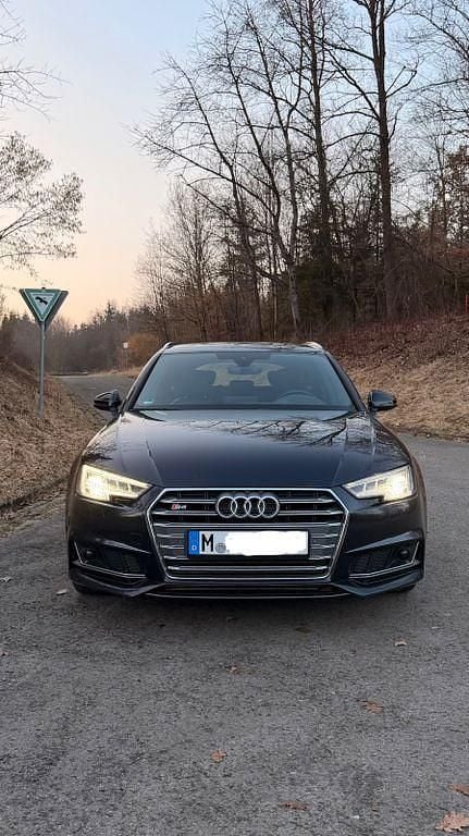 Gebraucht Audi S4 Ambiente 354 PS (260 kW) 2017 Schwarz Kombi