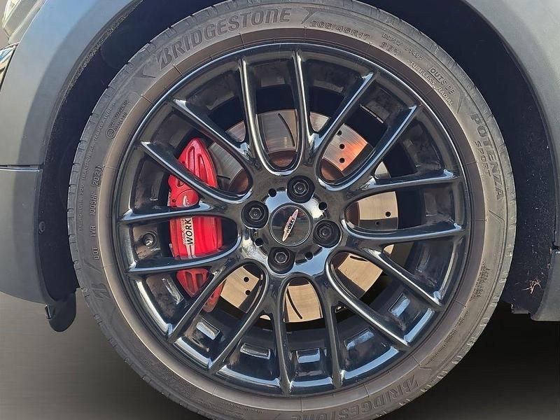 Gebraucht Mini John Cooper Works 211 PS (155 kW) 2011 Schwarz Kleinwagen