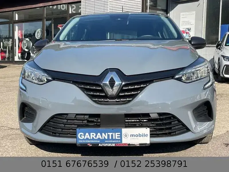Gebraucht Renault Clio V Life 65 PS (47 kW) 2020 Grau Kleinwagen