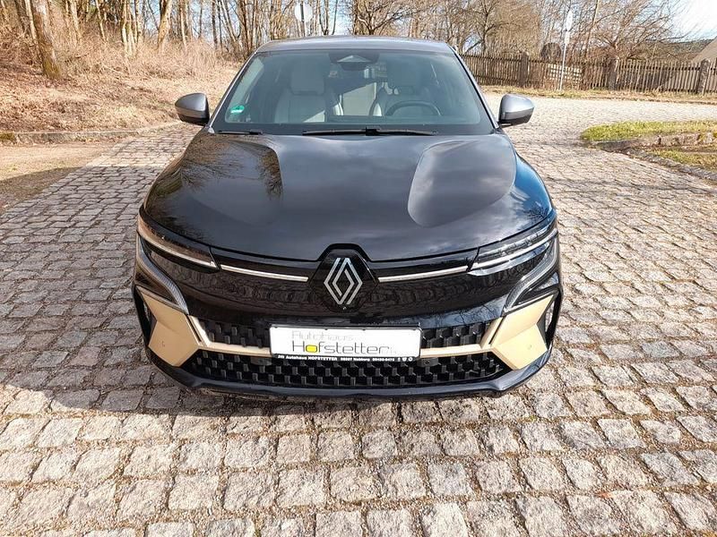 Gebraucht Renault Megane E-Tech Iconic 160 kW (218 PS) 2022 Schwarz Limousine