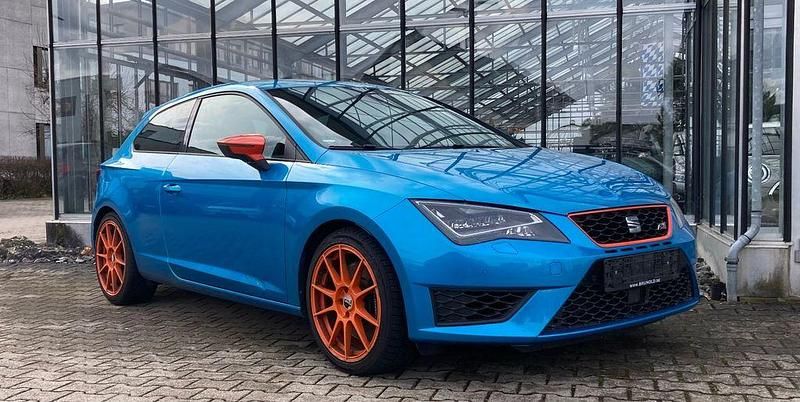 Second-hand Seat Leon SC CUPRA 290 CP (213 kW) 2016 Albastru Hatchback