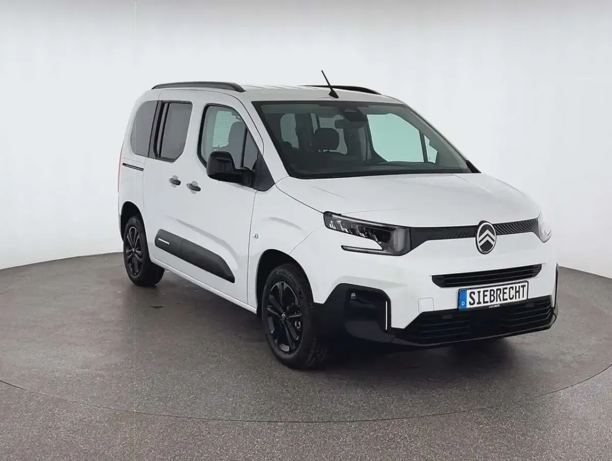 Neu Citroën Berlingo 101 PS (74 kW) 2026 Weiß Van / Kleinbus