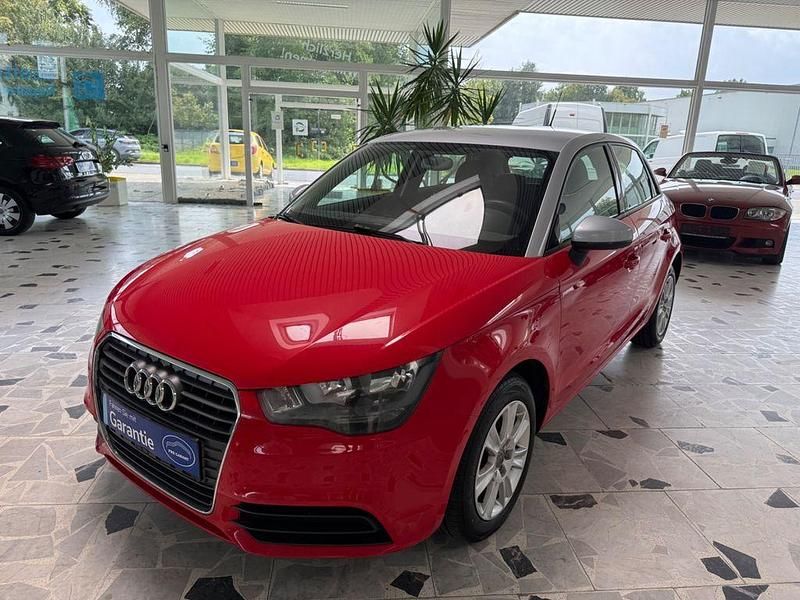 Gebraucht Audi A1 Sportback Attraction 86 PS (63 kW) 2013 Rot Kleinwagen