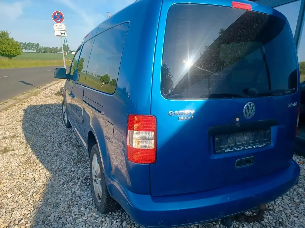 Gebraucht VW Caddy 140 PS (102 kW) 2010 Blau Van / Kleinbus