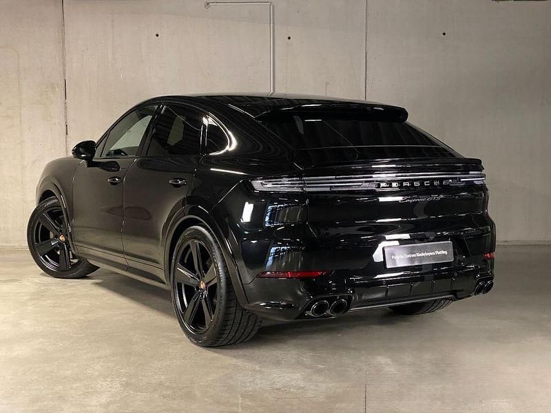 Neu Porsche Cayenne GTS 500 PS (367 kW) 2025 Schwarz SUV