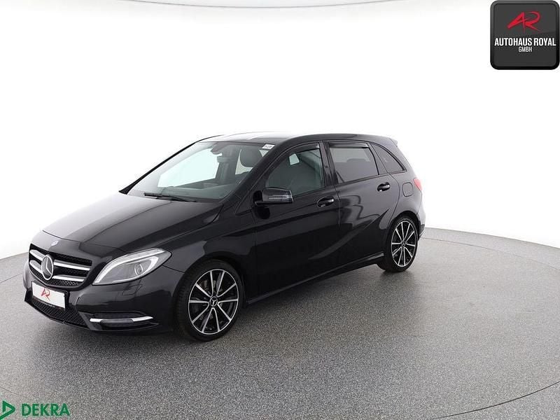 Gebraucht Mercedes B250 Night 211 PS (155 kW) 2013 Schwarz Van / Kleinbus