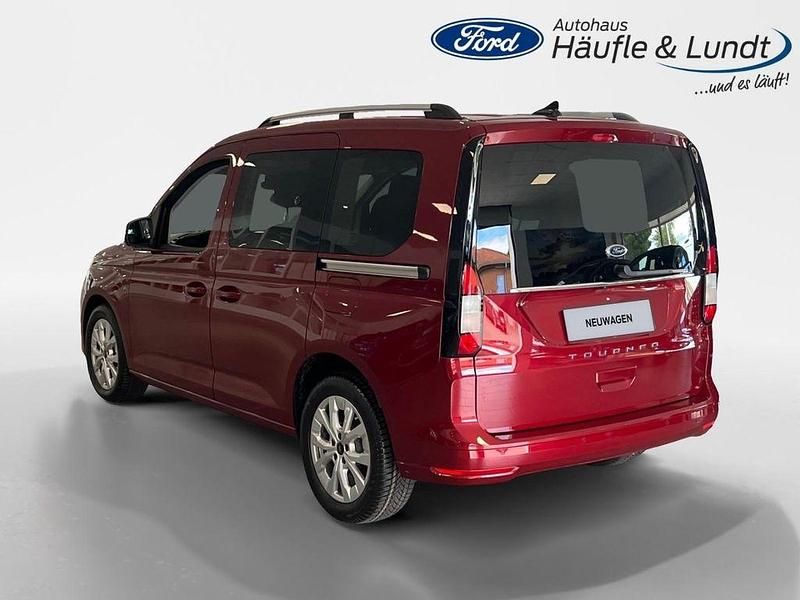 Neu Ford Tourneo Connect Titanium 122 PS (89 kW) 2025 Cyclone maple red Van / Kleinbus