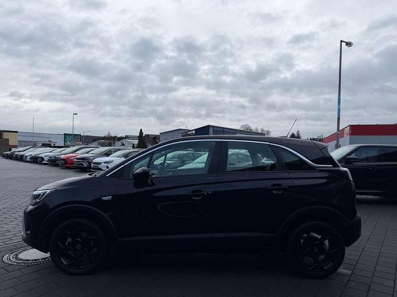 Gebraucht Opel Crossland X Elegance 131 PS (96 kW) 2021 Diamant schwarz/karbon schwarz SUV