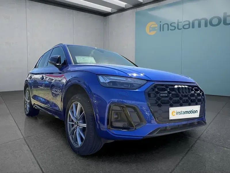 Używany Audi Q5 299 KM (219 kW) 2025 Niebieski SUV