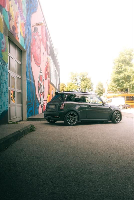 Gebraucht Mini John Cooper Works 220 PS (161 kW) 2011 Grau Kleinwagen