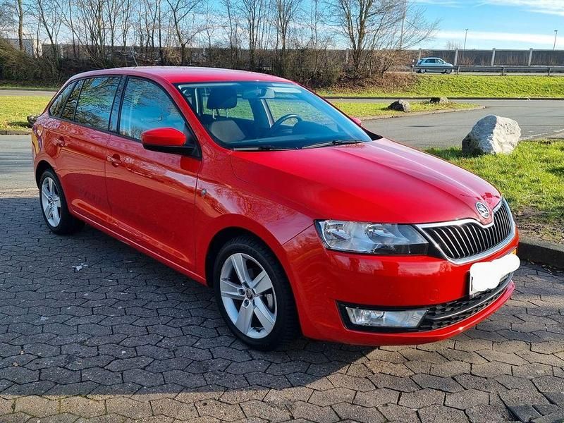 Rot Gebraucht 2015 Skoda Rapid Ambition Limousine | 8.950 € (Fairer Preis) - Bild 1/4