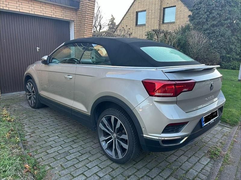 Beige Gebraucht 2020 VW T-Roc Cabriolet Style Cabrio | 21.500 € (Superpreis) - Bild 1/4