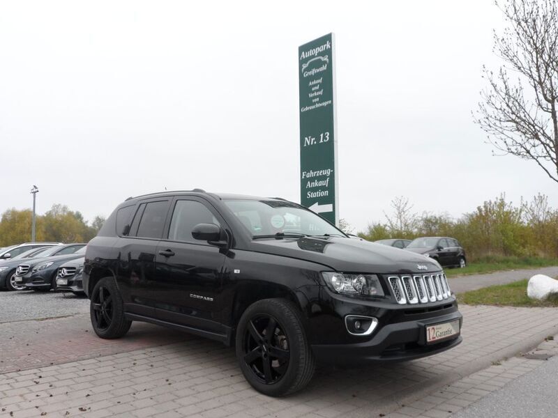 Gebraucht Jeep Compass Limited 170 PS (125 kW) 2015 Schwarz SUV
