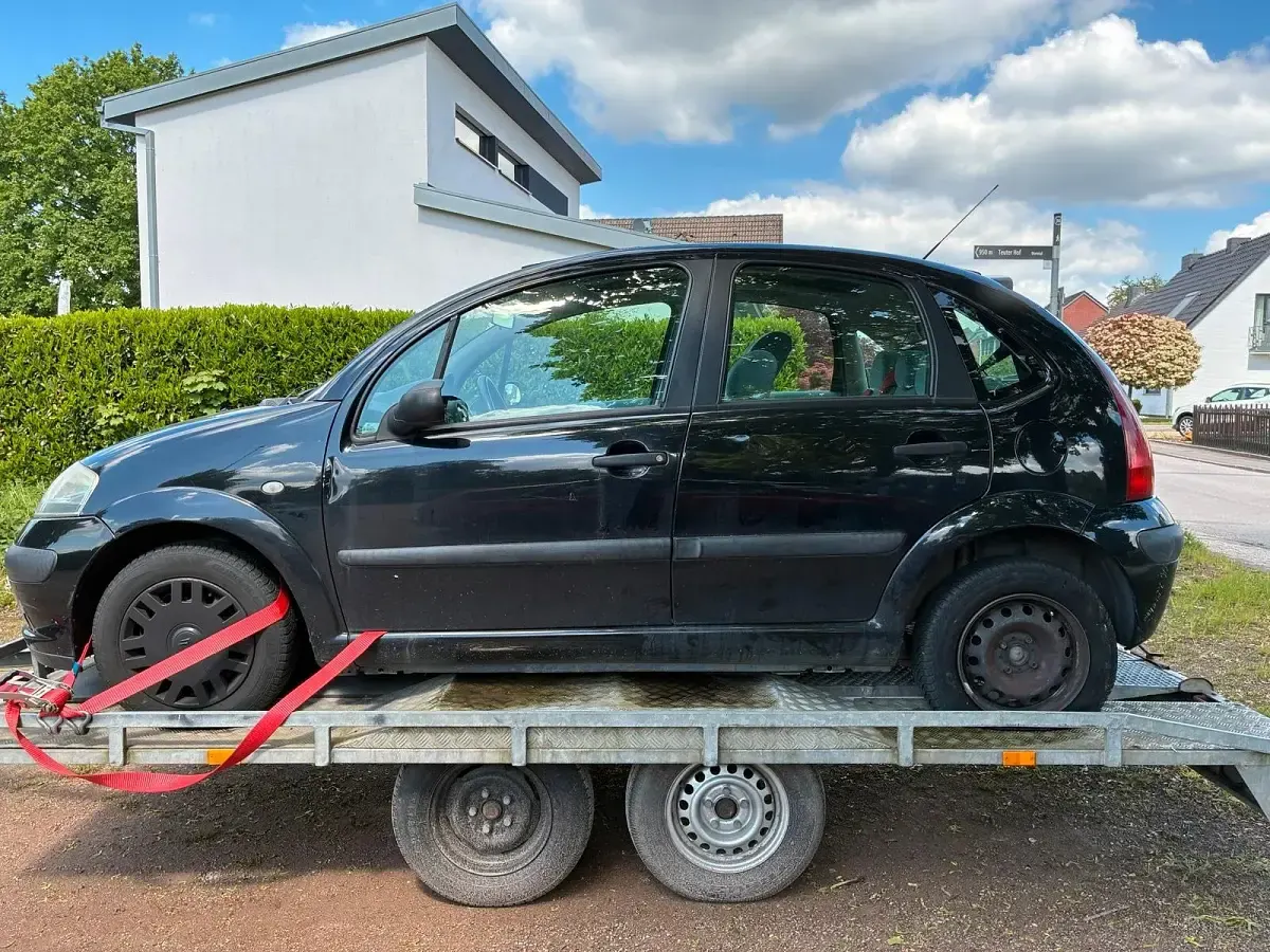 Gebraucht Citroën C3 73 PS (53 kW) 2003 Schwarz Kleinwagen