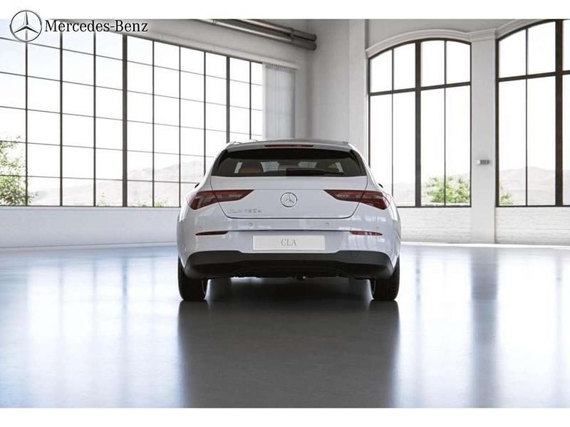 Gebraucht Mercedes CLA180 116 PS (85 kW) 2023 Unilack polarweiß Limousine