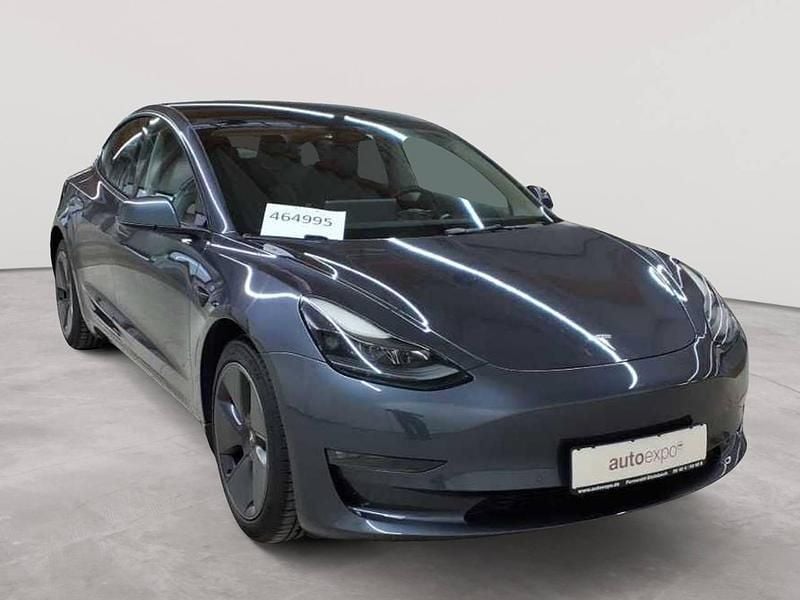 Midnight silver metallic Gebraucht 2021 Tesla Model 3 Limousine | 26.690 € (Fairer Preis) - Bild 1/4
