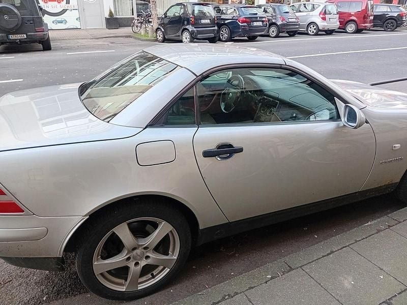 Gebraucht Mercedes 230 193 PS (141 kW) 1997 Schwarz Cabrio