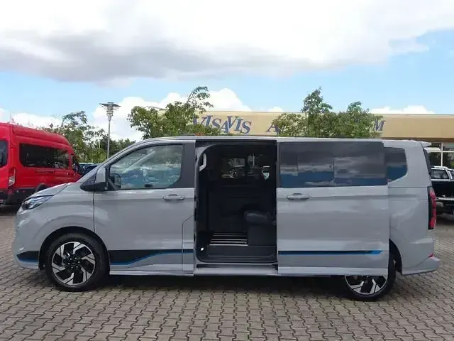 Gebraucht Ford Tourneo Custom Sport 170 PS (125 kW) 2025 Grau Van