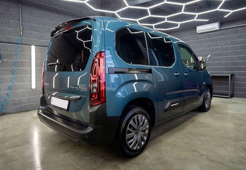 Gebraucht Citroën Berlingo Feel 110 PS (80 kW) 2024 Blau Van / Kleinbus