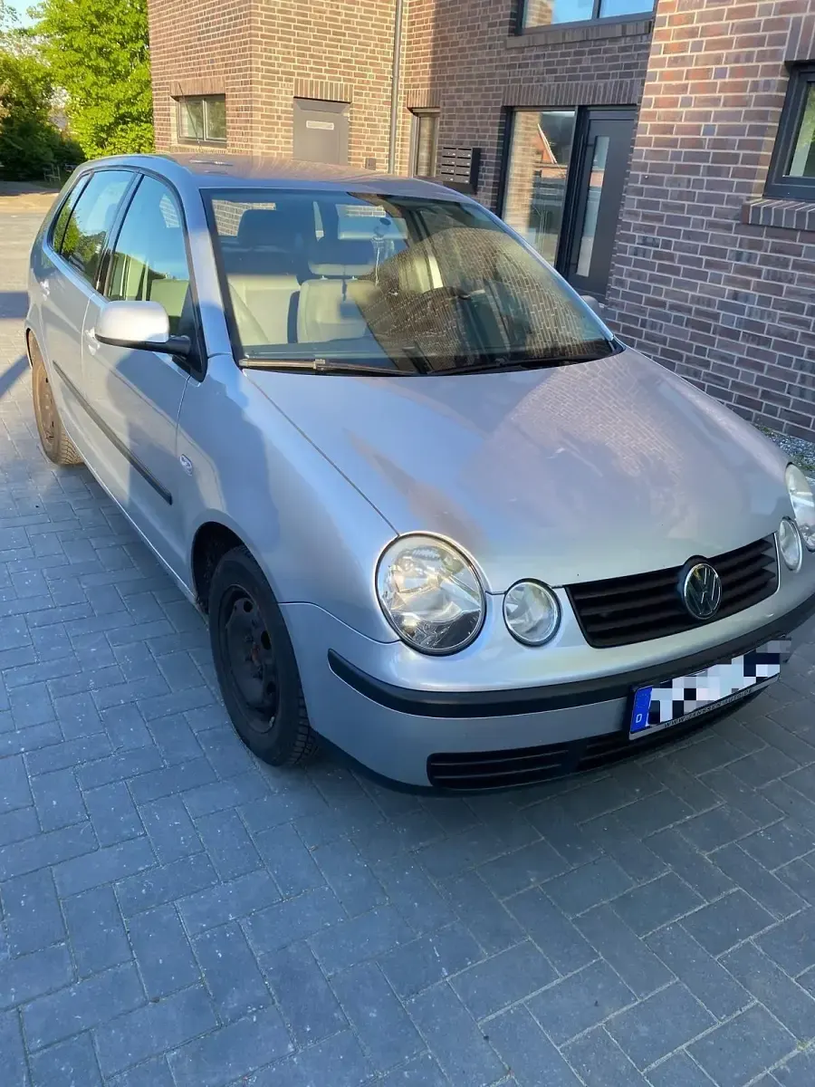 Gebraucht VW Polo 75 PS (55 kW) 2001 Silber Kleinwagen