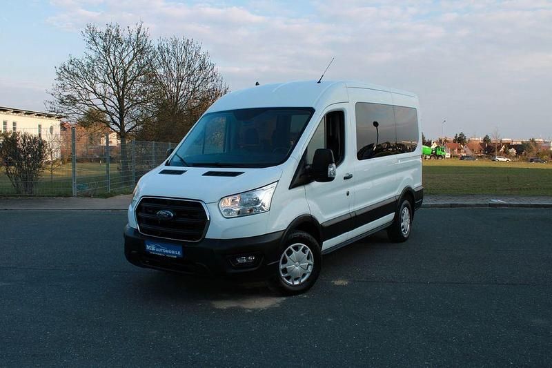 Gebraucht Ford Transit Trend 170 PS (125 kW) 2022 Weiß Kombi