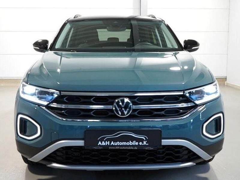 Gebraucht VW T-Roc Style 150 PS (110 kW) 2023 Petroleum blue (metallic) SUV