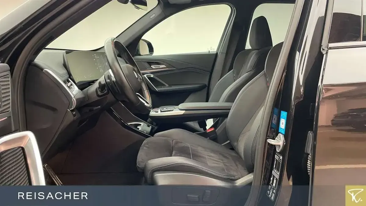 Gebraucht BMW X1 Efficient Dynamics 204 PS (150 kW) 2023 Saphirschwarz metallic SUV