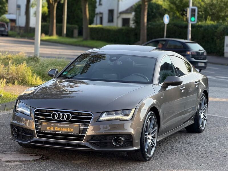 Grau Gebraucht 2011 Audi A7 Sportback S-Line Kleinwagen | 16.999 € (Etwas zu teuer) - Bild 1/4
