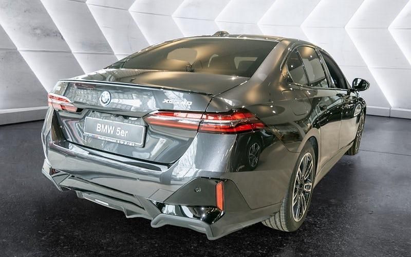 Neu BMW i5 289 kW (394 PS) 2025 Grau Limousine