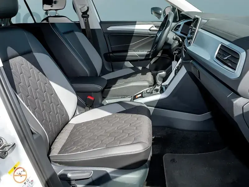 Gebraucht VW T-Roc 150 PS (110 kW) 2025 Weiß SUV