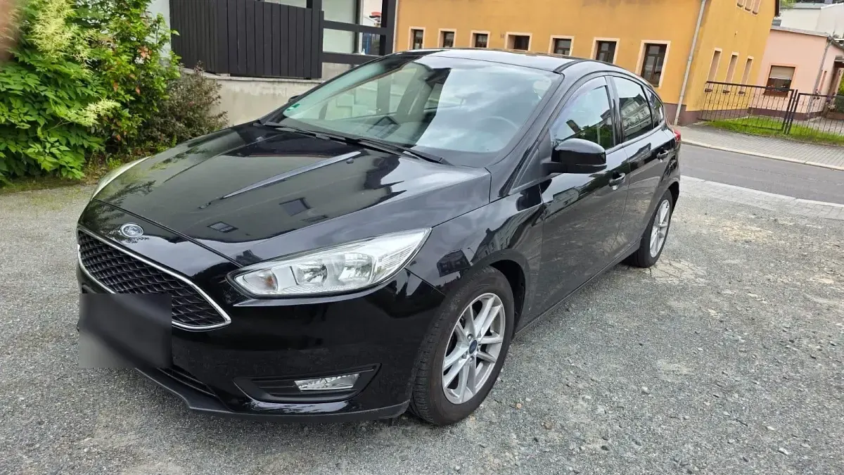 Gebraucht Ford Focus 125 PS (91 kW) 2017 Schwarz Limousine