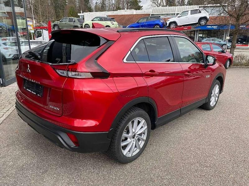 Gebraucht Mitsubishi Eclipse Cross Basis 188 PS (138 kW) 2022 Rot SUV