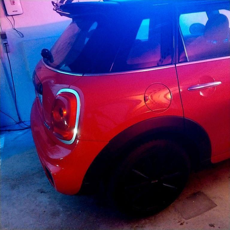 Rot Gebraucht 2016 Mini Cooper Kleinwagen | 12.980 € (Superpreis) - Bild 1/2