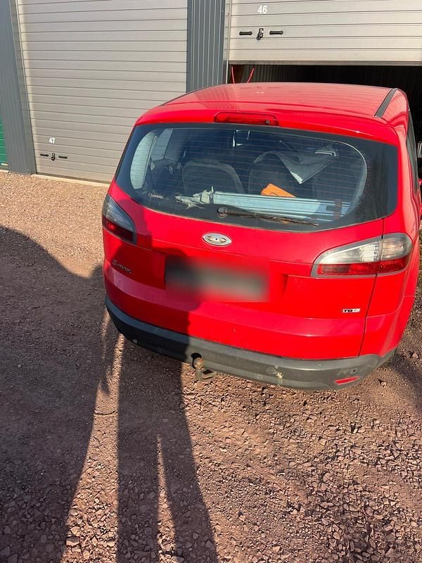 Gebraucht Ford S-MAX S 140 PS (102 kW) 2008 Rot Van / Kleinbus