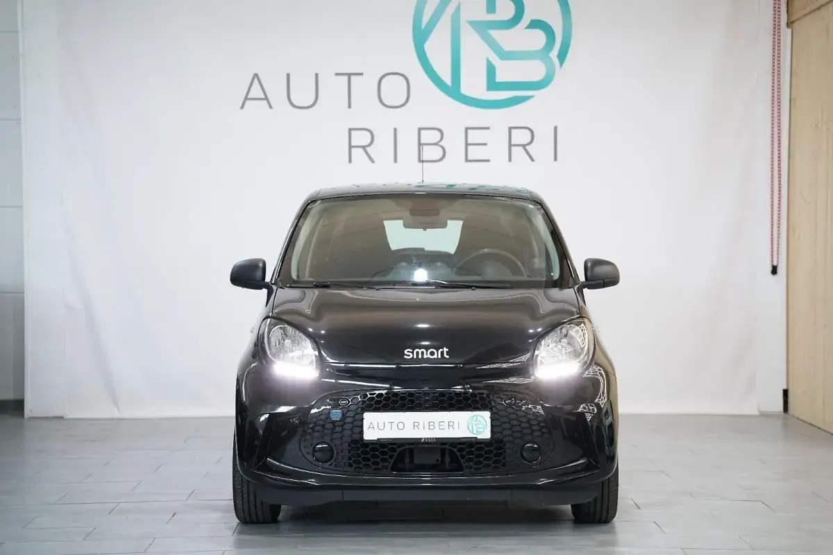 Gebraucht Smart ForFour Electric Drive 60 kW (82 PS) 2021 Schwarz Kleinwagen