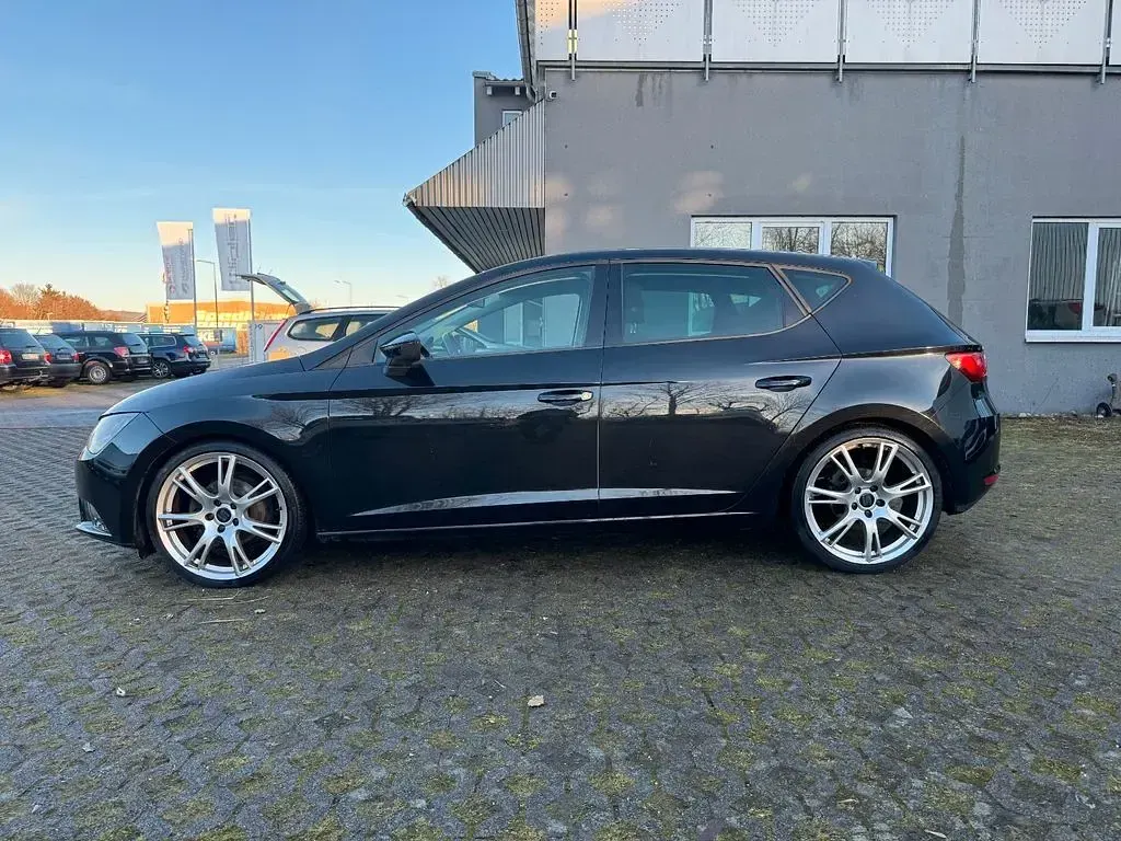Gebraucht Seat Leon 105 PS (77 kW) 2013 Schwarz Limousine
