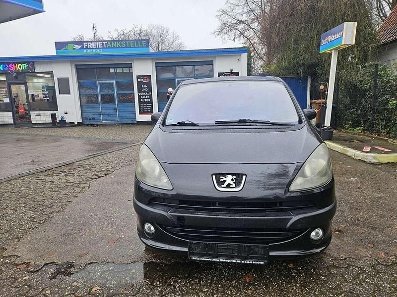 Gebraucht Peugeot 1007 Premium 73 PS (53 kW) 2007 Farbe schwarz Van / Kleinbus