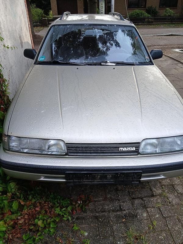 Grau Gebraucht 1992 Mazda 626 Kombi | 2.800 € - Bild 1/4