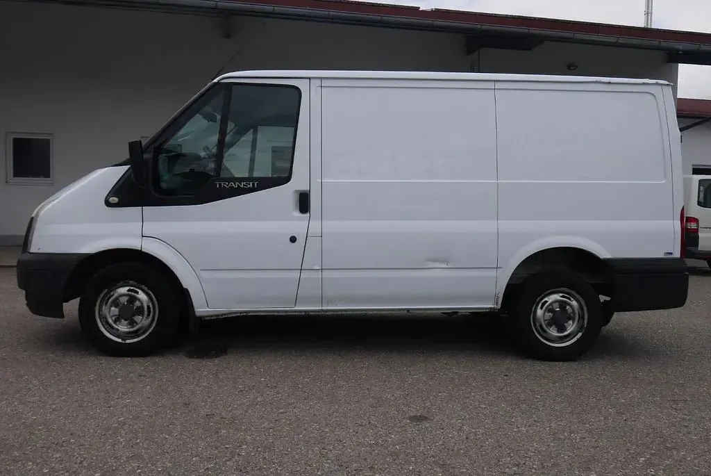 Gebraucht Ford Transit 101 PS (74 kW) 2012 Weiß Van / Kleinbus