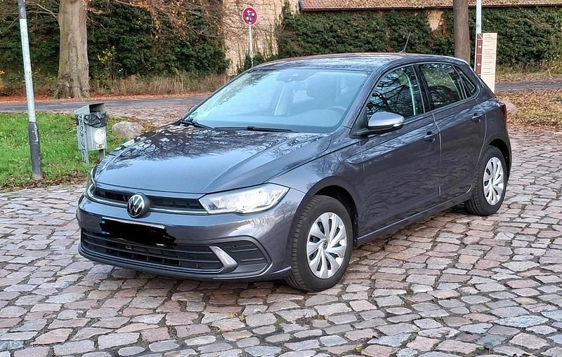 Gebraucht VW Polo Life 95 PS (69 kW) 2023 Grau Kleinwagen