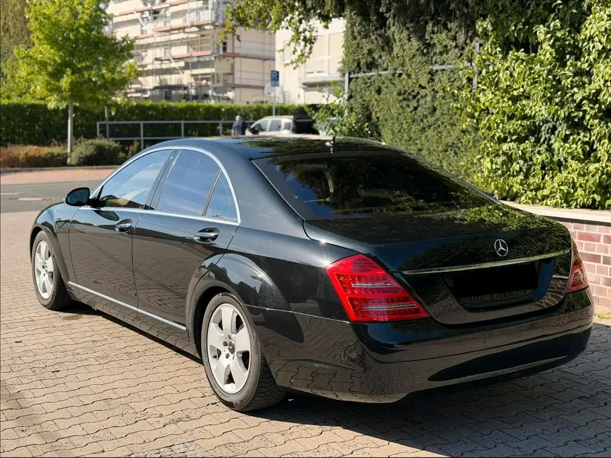 Gebraucht Mercedes S500 387 PS (284 kW) 2006 Schwarz Limousine