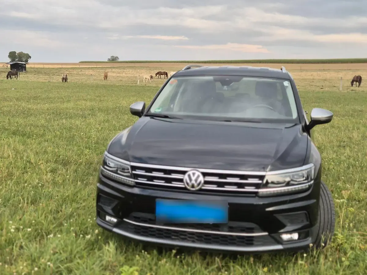 Gebraucht VW Tiguan Allspace Highline 150 PS (110 kW) 2018 Schwarz SUV