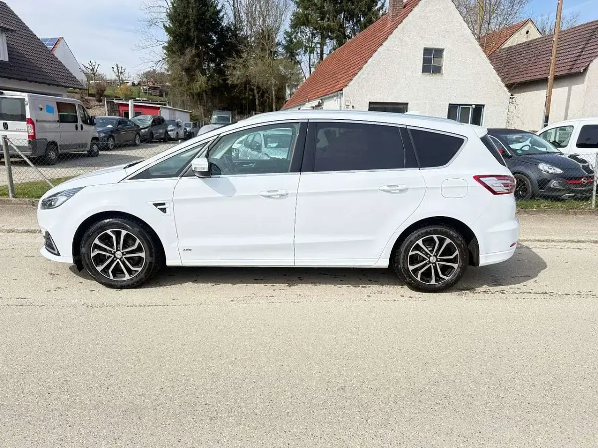 Occasion Ford S-MAX Titanium 190 ch (139 kW) 2021 Blanc Monospace