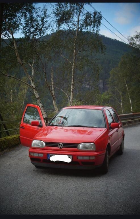 Gebraucht VW Golf III 75 PS (55 kW) 1997 Rot Limousine