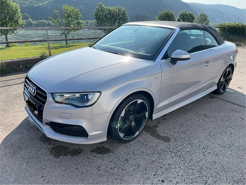 Grau Gebraucht 2014 Audi A3 Cabriolet S-Line Cabrio | 13.500 € (Etwas zu teuer) - Bild 1/4