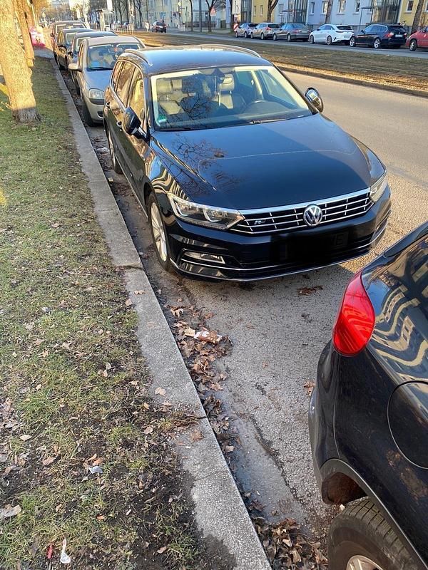 Gebraucht VW Passat 150 PS (110 kW) 2018 Schwarz Limousine