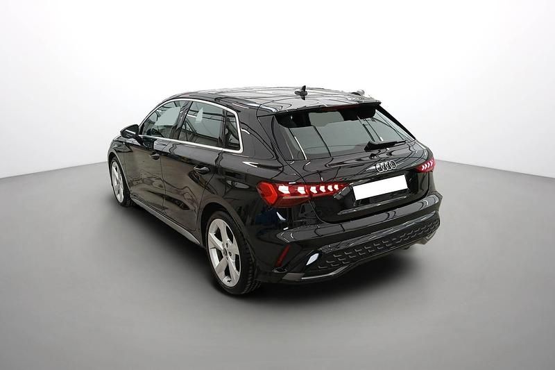 Gebraucht Audi A3 S-Line 150 PS (110 kW) 2025 Noir mythe Limousine