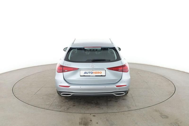 Gebraucht Mercedes C200 Avantgarde 2022 Grau Kombi