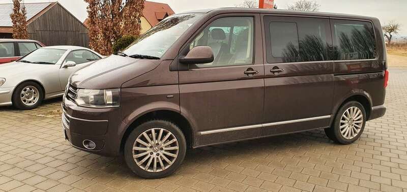 Violett Gebraucht 2011 VW T5 Highline Van | 20.000 € (Guter Preis) - Bild 1/2
