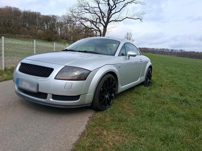 Gebraucht Audi TT Design 180 PS (132 kW) 2000 Silber Coupé
